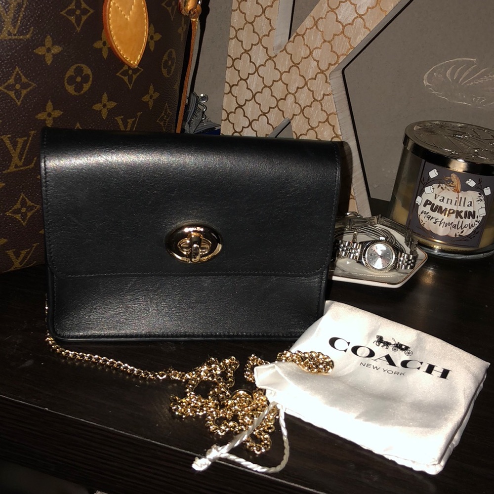 mini coach crossbody purse ON HOLD